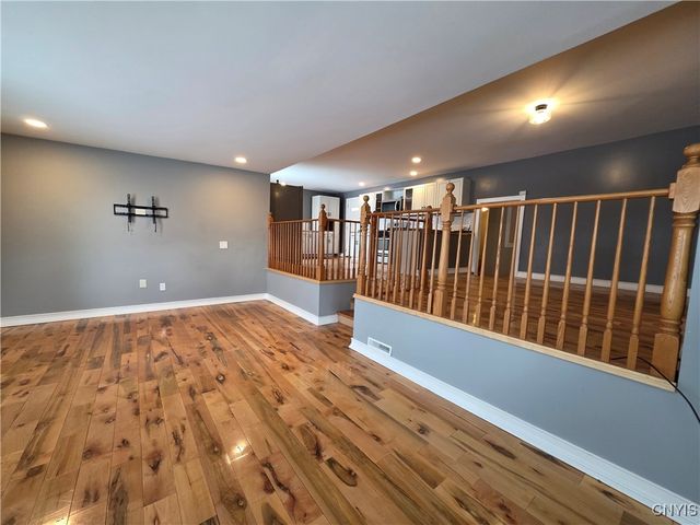 10030 Hillside Terrace, Marcy, NY 13403