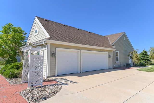 2275 Brookside DRIVE, Jackson, WI 53037