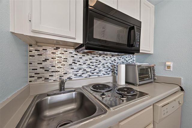 6300 Seawall Boulevard 9201, Galveston, TX 77551