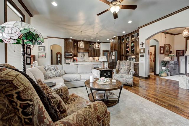 11536 SW 55th Street, Mustang, OK 73064