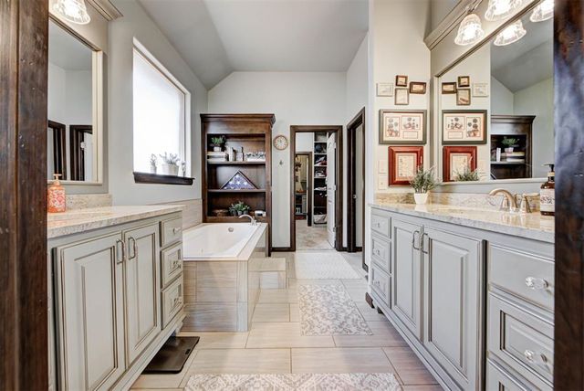 11536 SW 55th Street, Mustang, OK 73064