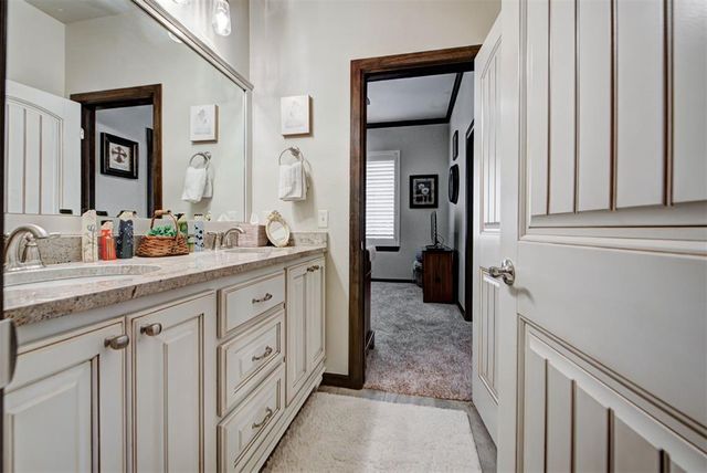 11536 SW 55th Street, Mustang, OK 73064