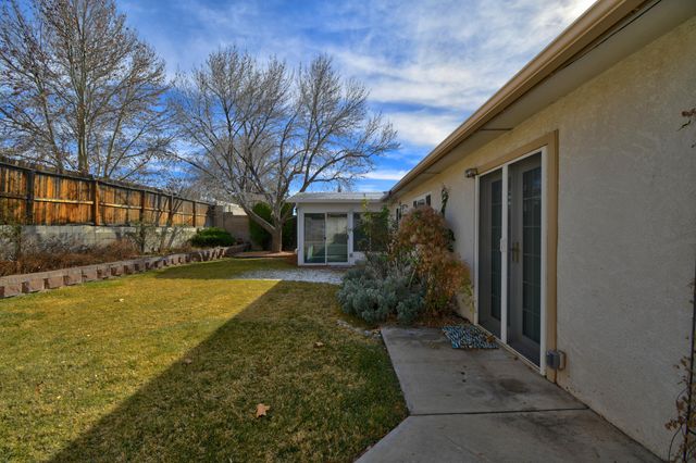 5316 Van Christopher Drive NE, Albuquerque, NM 87111