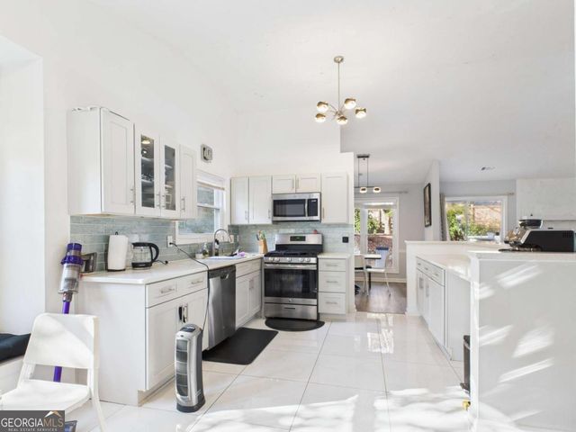 4060 Brooks Bridge Crossing, Johns Creek, GA 30022