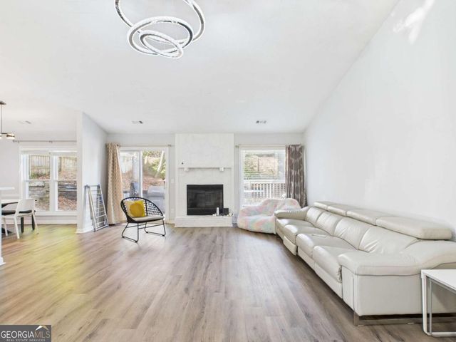 4060 Brooks Bridge Crossing, Johns Creek, GA 30022