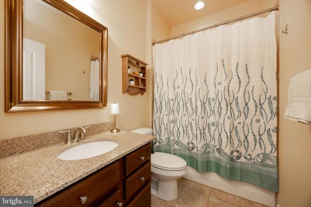 520 RAYMOND DR, West Chester, PA 19380