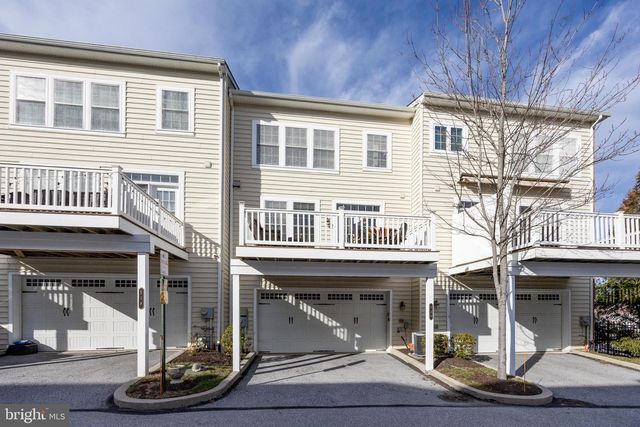 520 RAYMOND DR, West Chester, PA 19380