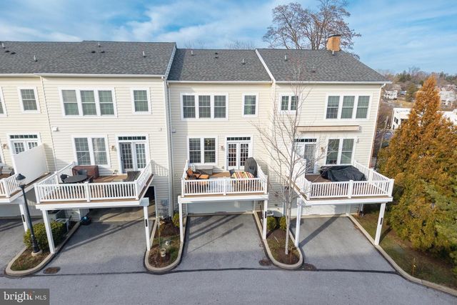 520 RAYMOND DR, West Chester, PA 19380