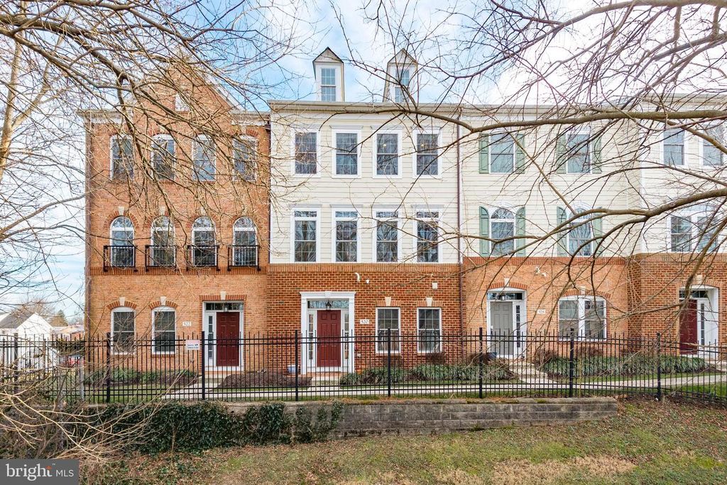 520 RAYMOND DR, West Chester, PA 19380