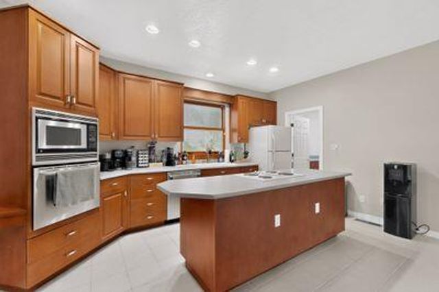11101 Costa Del Sol NE, Albuquerque, NM 87111