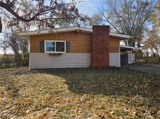 808 E Clark Street, Warrensburg, MO 64093