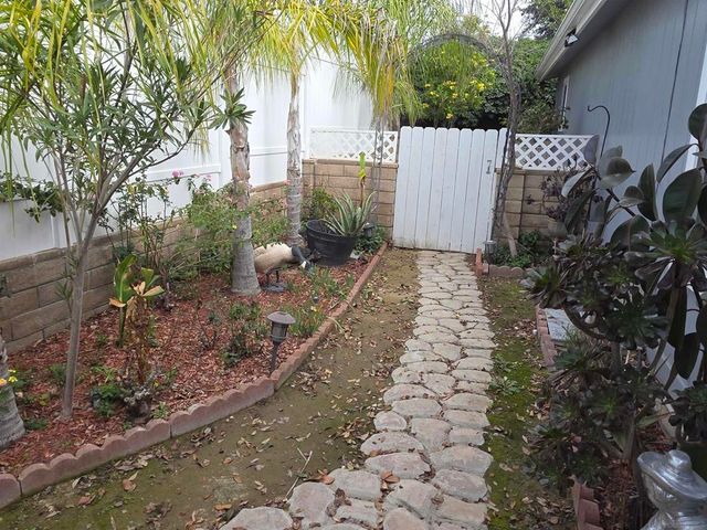 1410 Martinique Dr, Hemet, CA 92543