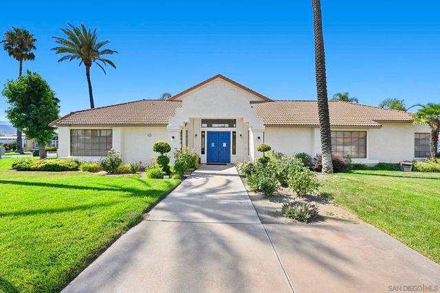 1410 Martinique Dr, Hemet, CA 92543