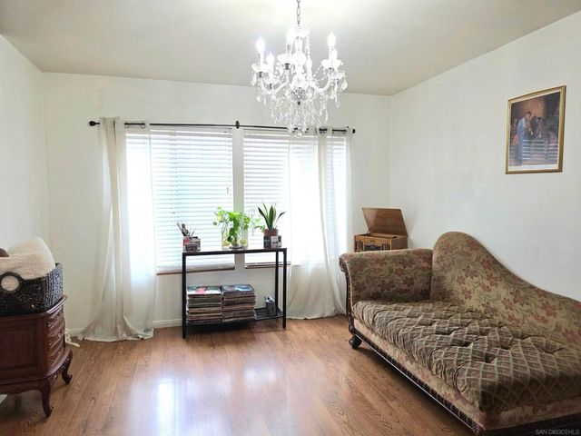 1410 Martinique Dr, Hemet, CA 92543