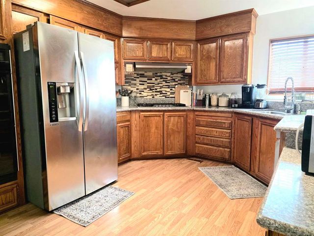 1410 Martinique Dr, Hemet, CA 92543