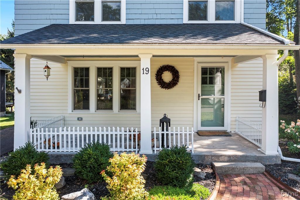 19 Highland Street, Skaneateles, NY 13152
