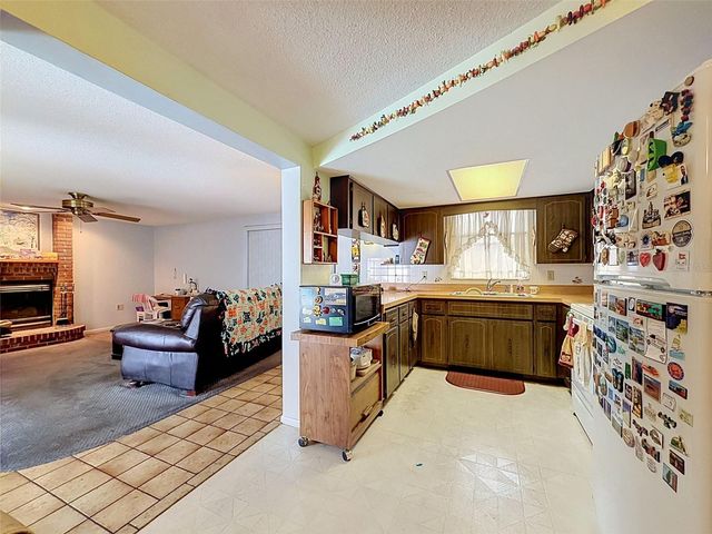 9916 LAKE CHRISE LANE, Port Richey, FL 34668
