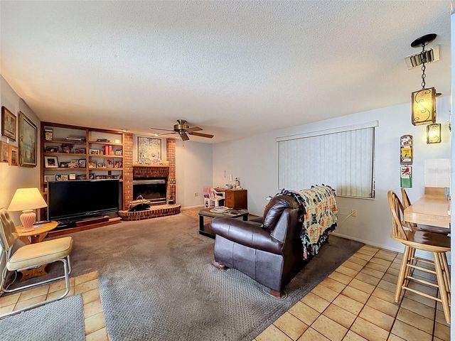 9916 LAKE CHRISE LANE, Port Richey, FL 34668