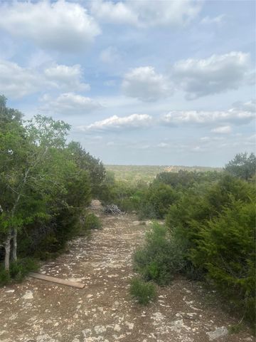 701 Grande ST B, Driftwood, TX 78619