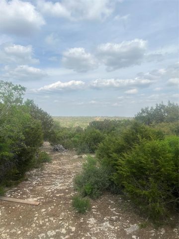 701 Grande ST B, Driftwood, TX 78619
