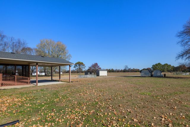 1755 McBride Rd, Lewisburg, TN 37091