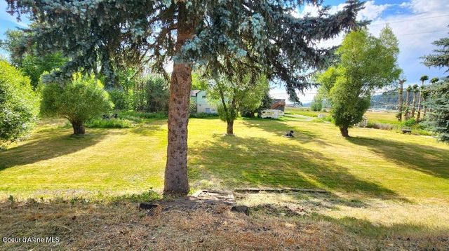 102 Robinson Ln, St. Maries, ID 83861