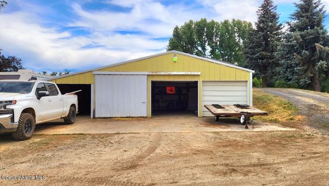 102 Robinson Ln, St. Maries, ID 83861