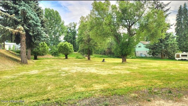 102 Robinson Ln, St. Maries, ID 83861