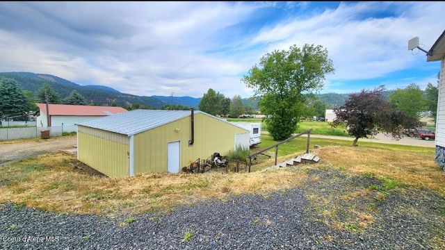 102 Robinson Ln, St. Maries, ID 83861