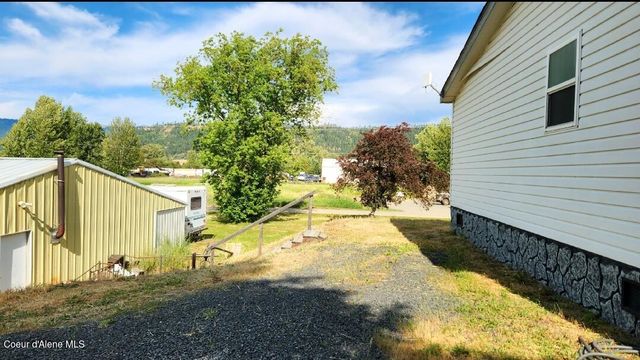 102 Robinson Ln, St. Maries, ID 83861