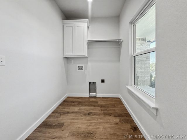 890 E Harlan Drive, Tahlequah, OK 74464