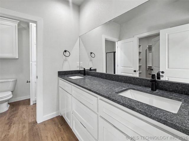 890 E Harlan Drive, Tahlequah, OK 74464