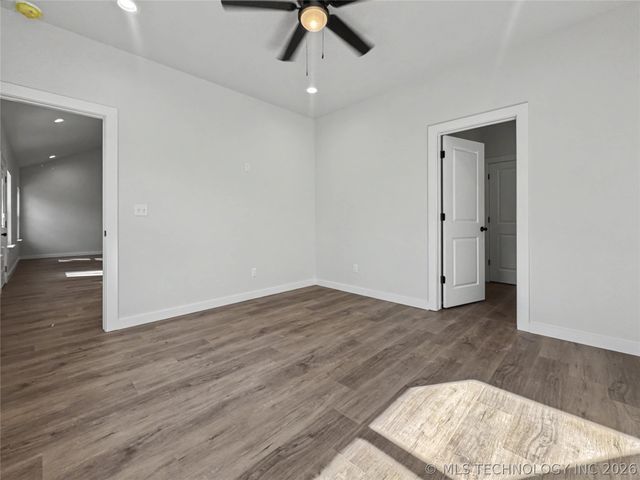 890 E Harlan Drive, Tahlequah, OK 74464