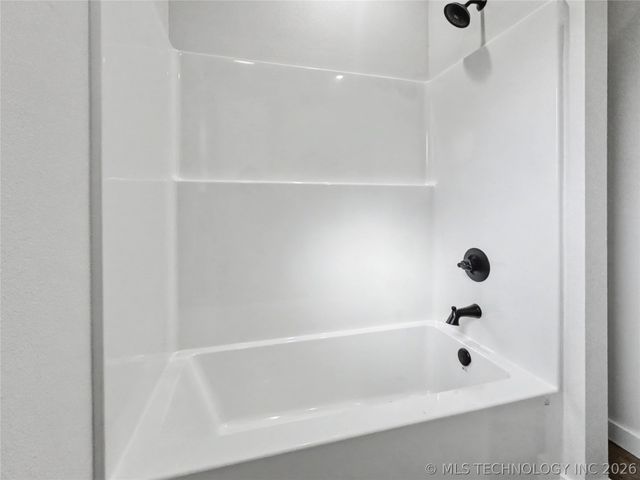 890 E Harlan Drive, Tahlequah, OK 74464