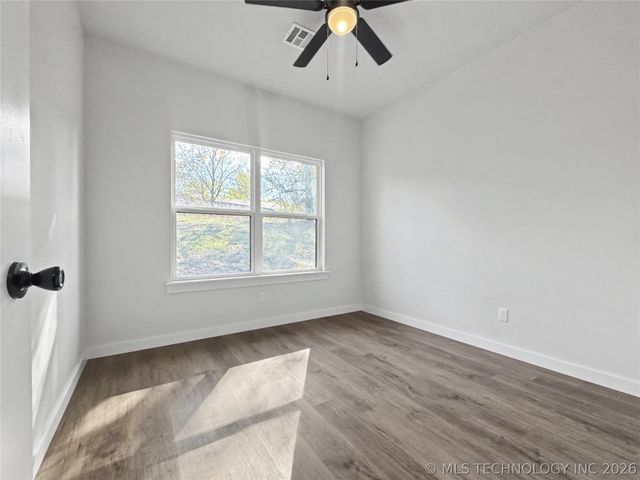 890 E Harlan Drive, Tahlequah, OK 74464