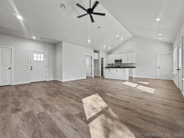 890 E Harlan Drive, Tahlequah, OK 74464