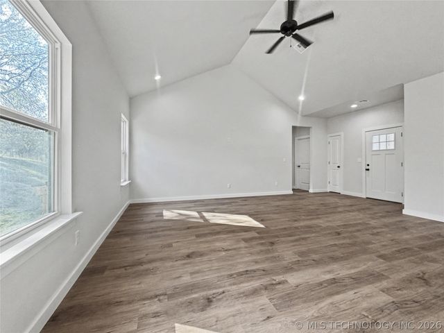 890 E Harlan Drive, Tahlequah, OK 74464