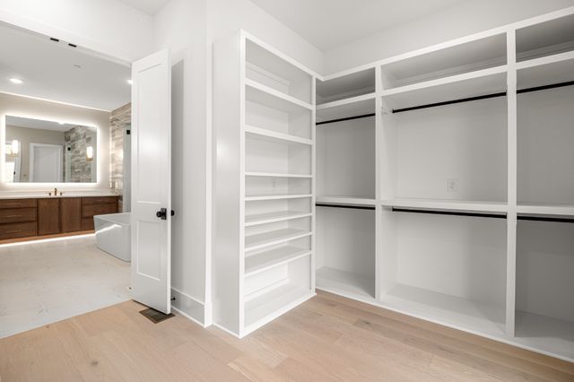 1764 Dean Rd, Thompsons Station, TN 37179