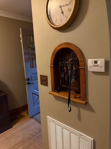 N 107 Wills AVE, Covington, VA 24426