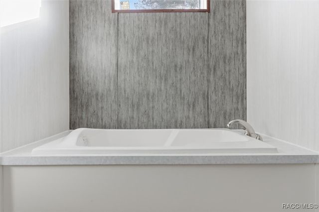 6919 S Sorrell Avenue, Homosassa, FL 34446