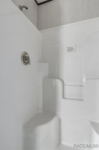 6919 S Sorrell Avenue, Homosassa, FL 34446