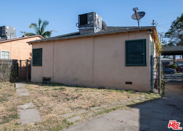 530 W 89th Street, Los Angeles, CA 90044