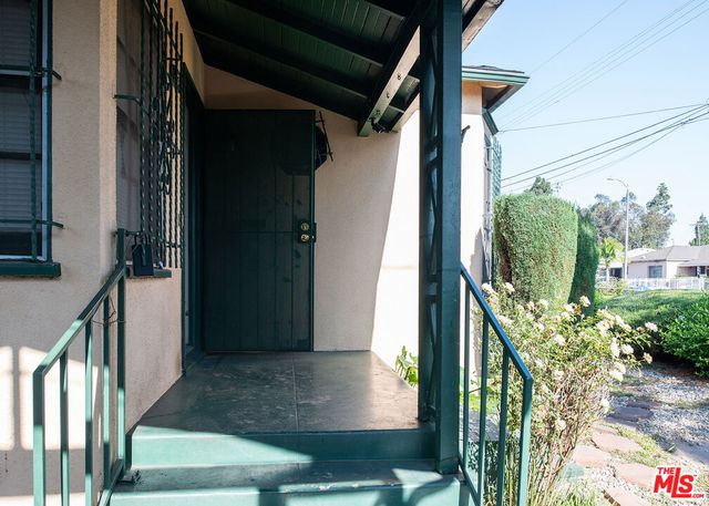 530 W 89th Street, Los Angeles, CA 90044