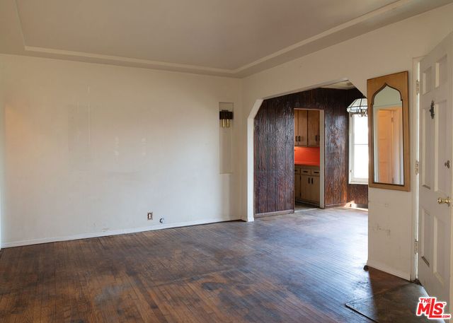 530 W 89th Street, Los Angeles, CA 90044