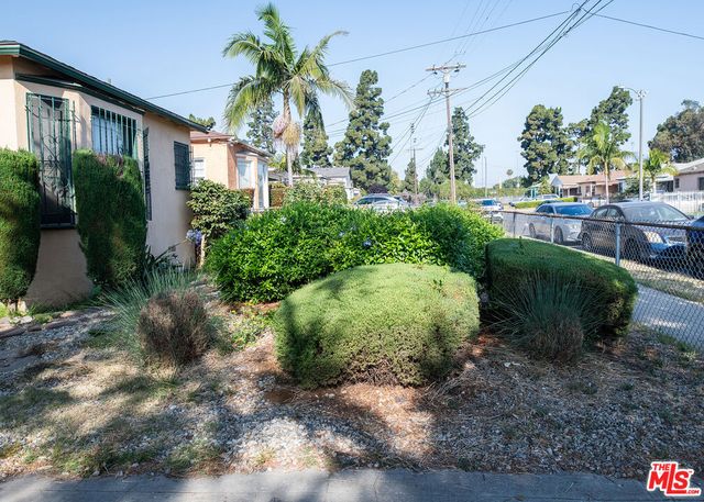 530 W 89th Street, Los Angeles, CA 90044