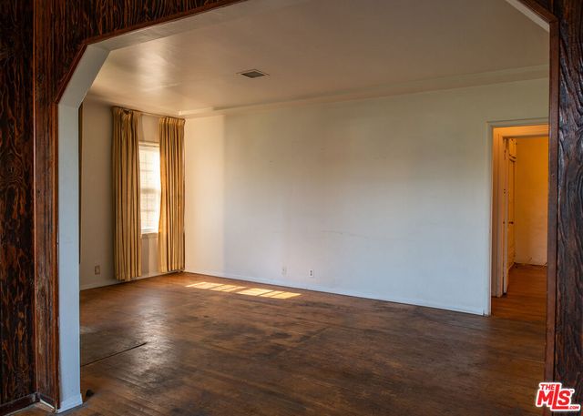530 W 89th Street, Los Angeles, CA 90044