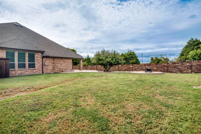 8303 Lake Valley Court, Rowlett, TX 75089