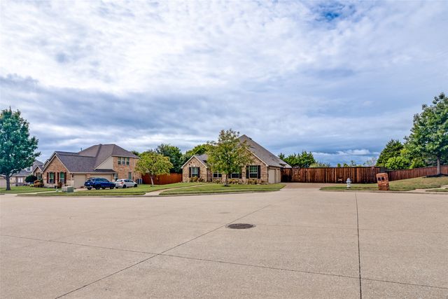 8303 Lake Valley Court, Rowlett, TX 75089
