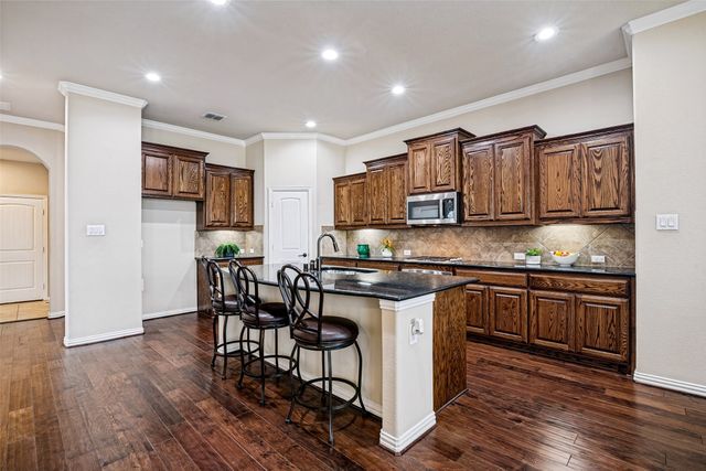 8303 Lake Valley Court, Rowlett, TX 75089
