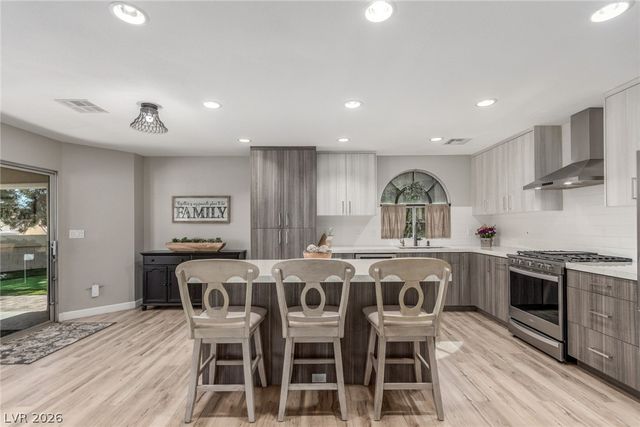 1510 Spreading Oak Drive, Henderson, NV 89014